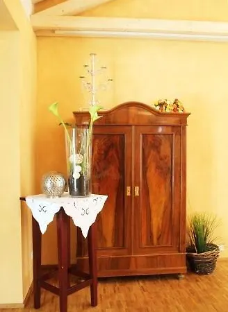 Adler Landhotel Guest house Buergstadt
