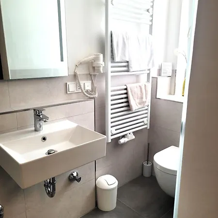 Adler Landhotel Buergstadt