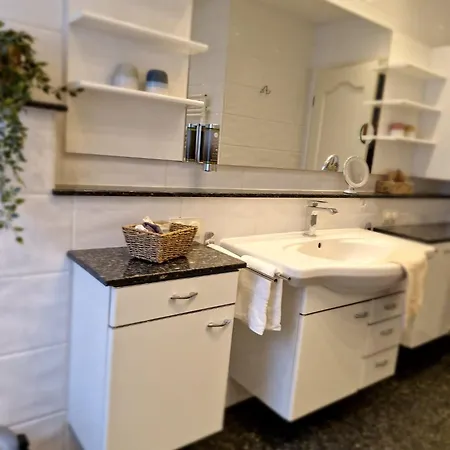 Adler Landhotel 4* Buergstadt