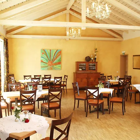 Gæstehus Adler Buergstadt