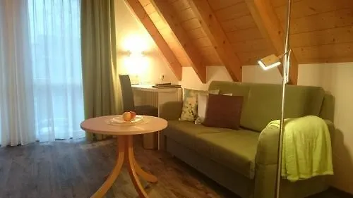 Adler Landhotel 4* Бюргштадт